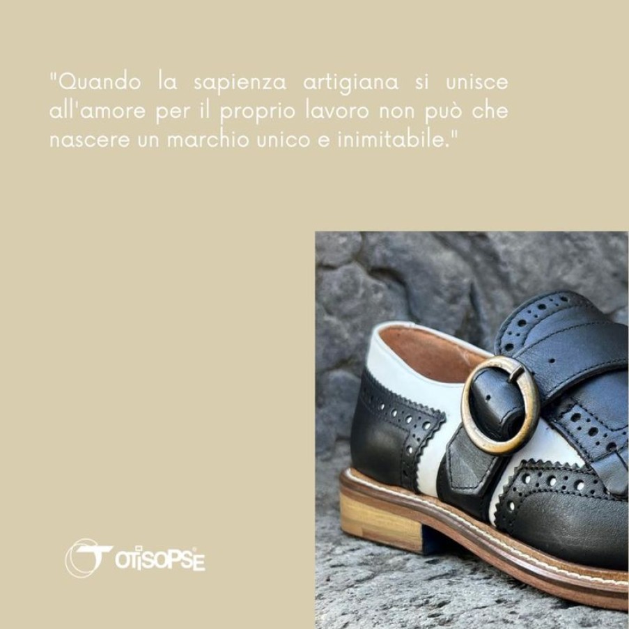 Donna Otisopse | Scarpe Con Fibbia E Frangia In Pelle Nere E Bianco